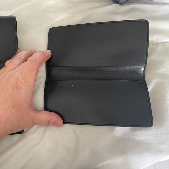 Coach Wallet - Picture 6 of 7